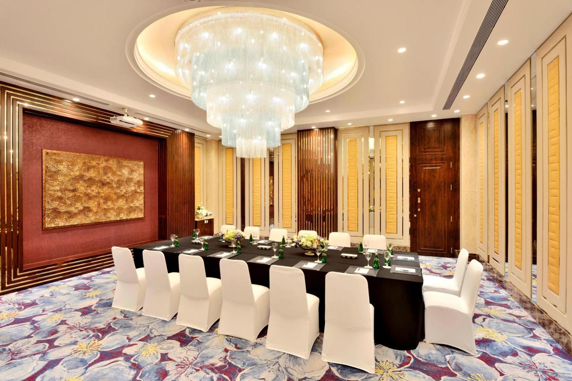 Sheraton Grand Pune Bund Garden Hotel Εξωτερικό φωτογραφία