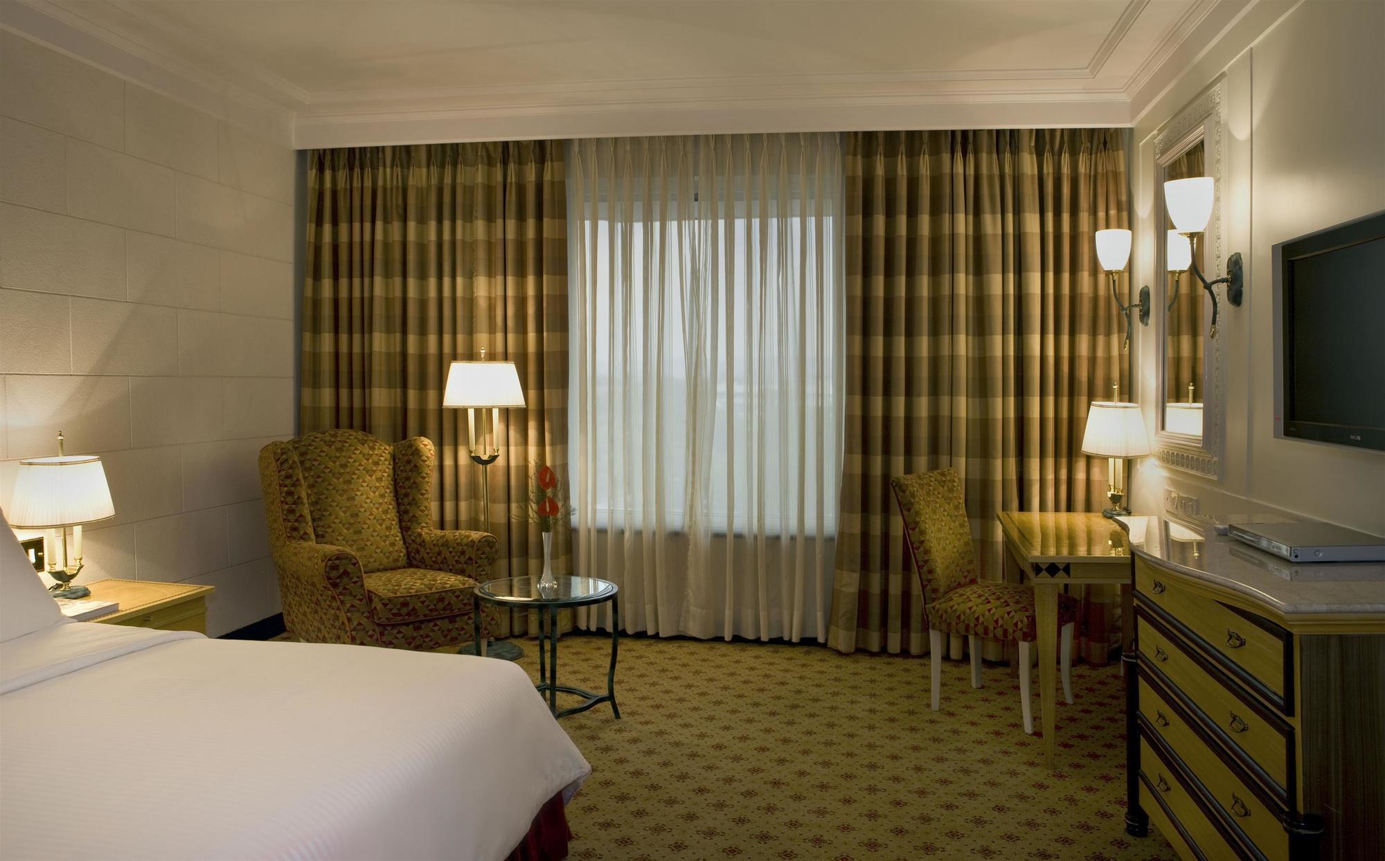 Sheraton Grand Pune Bund Garden Hotel Εξωτερικό φωτογραφία