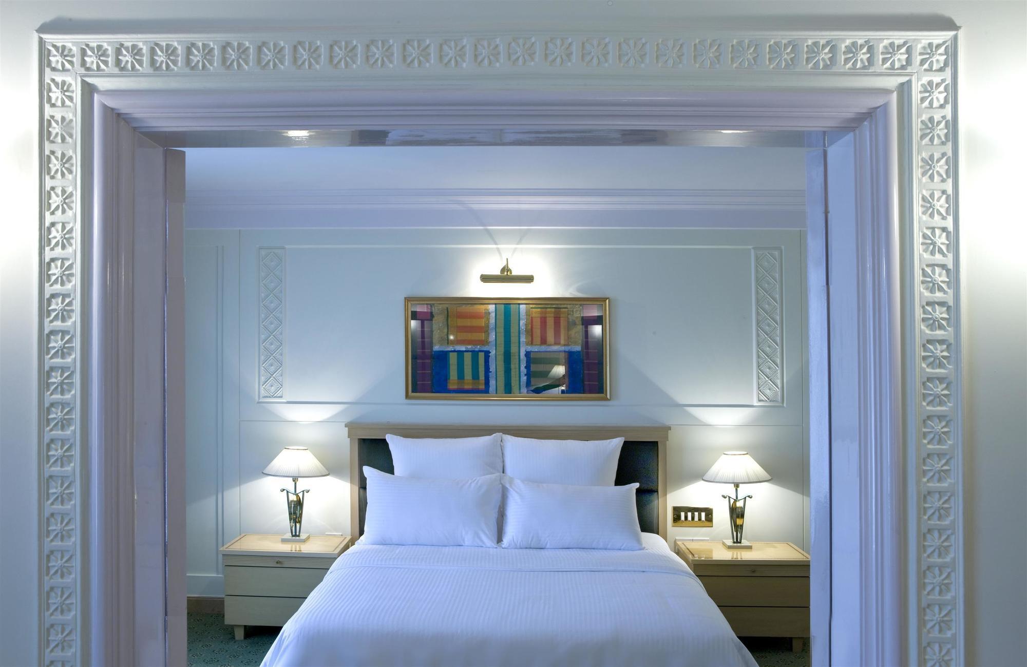 Sheraton Grand Pune Bund Garden Hotel Εξωτερικό φωτογραφία