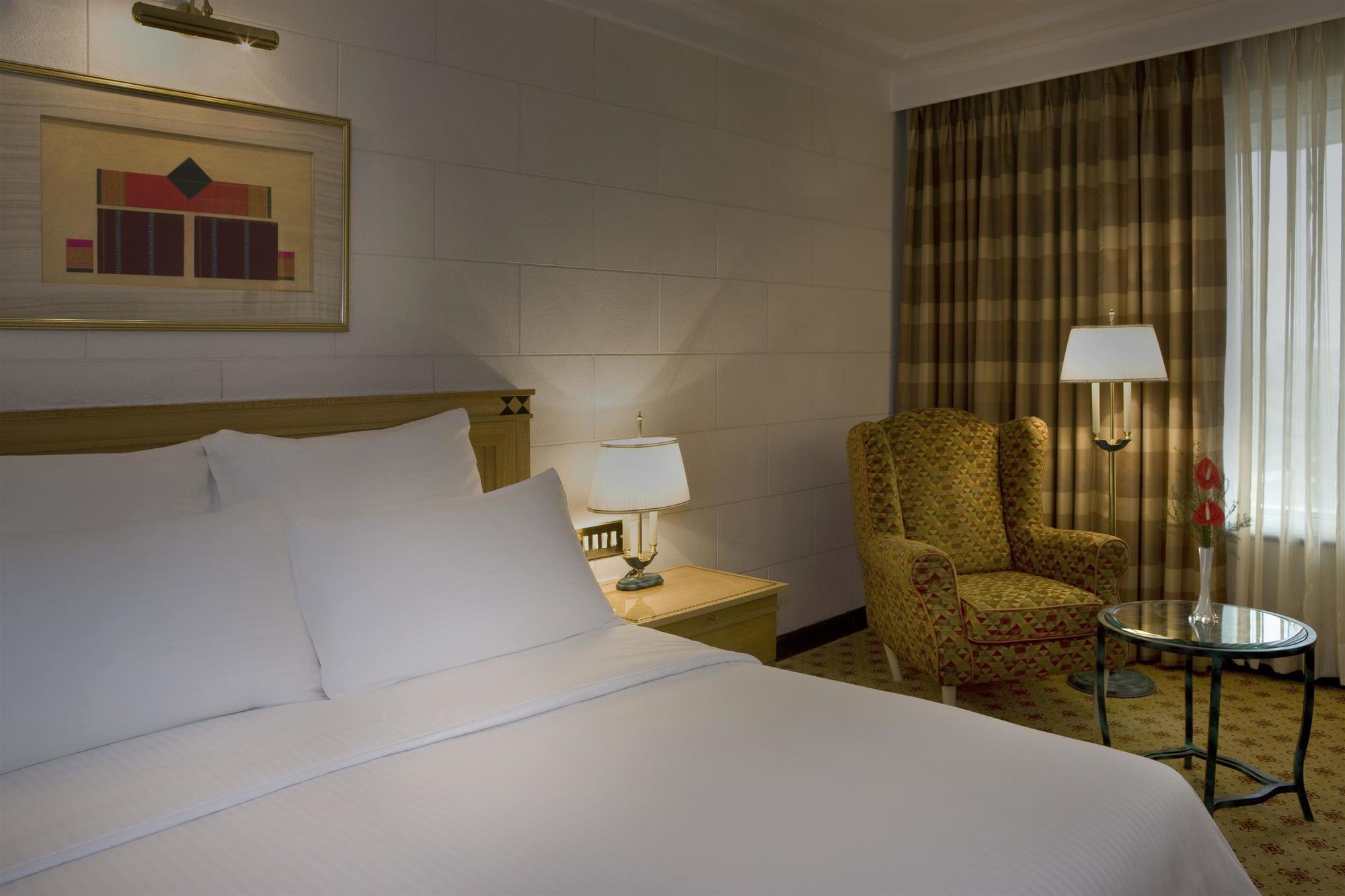 Sheraton Grand Pune Bund Garden Hotel Εξωτερικό φωτογραφία