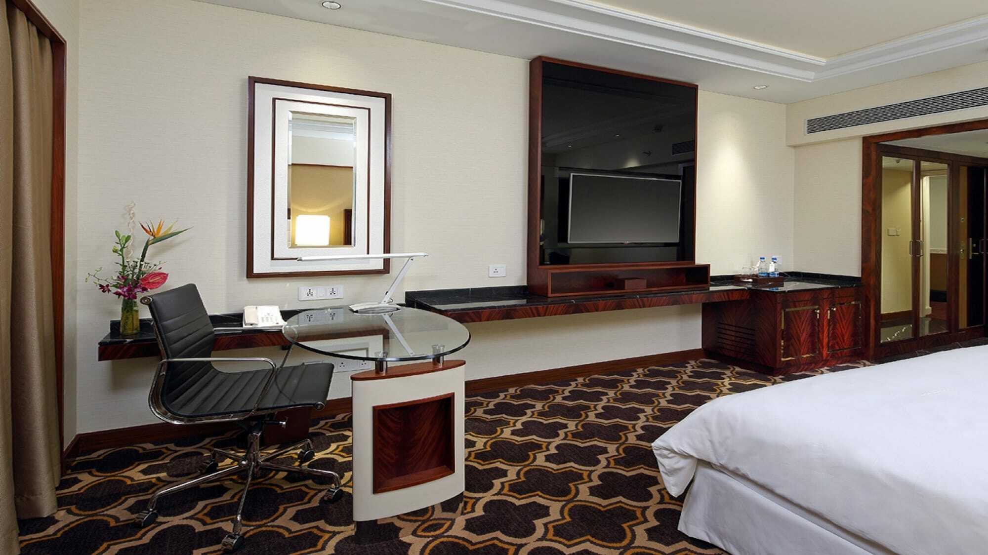 Sheraton Grand Pune Bund Garden Hotel Εξωτερικό φωτογραφία